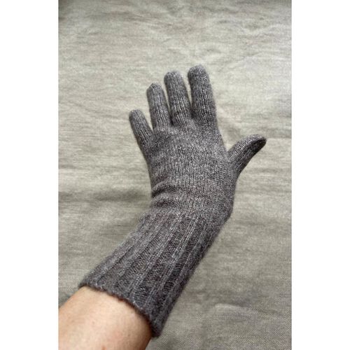 Elaine Madigan Full Gloves Bourgeois